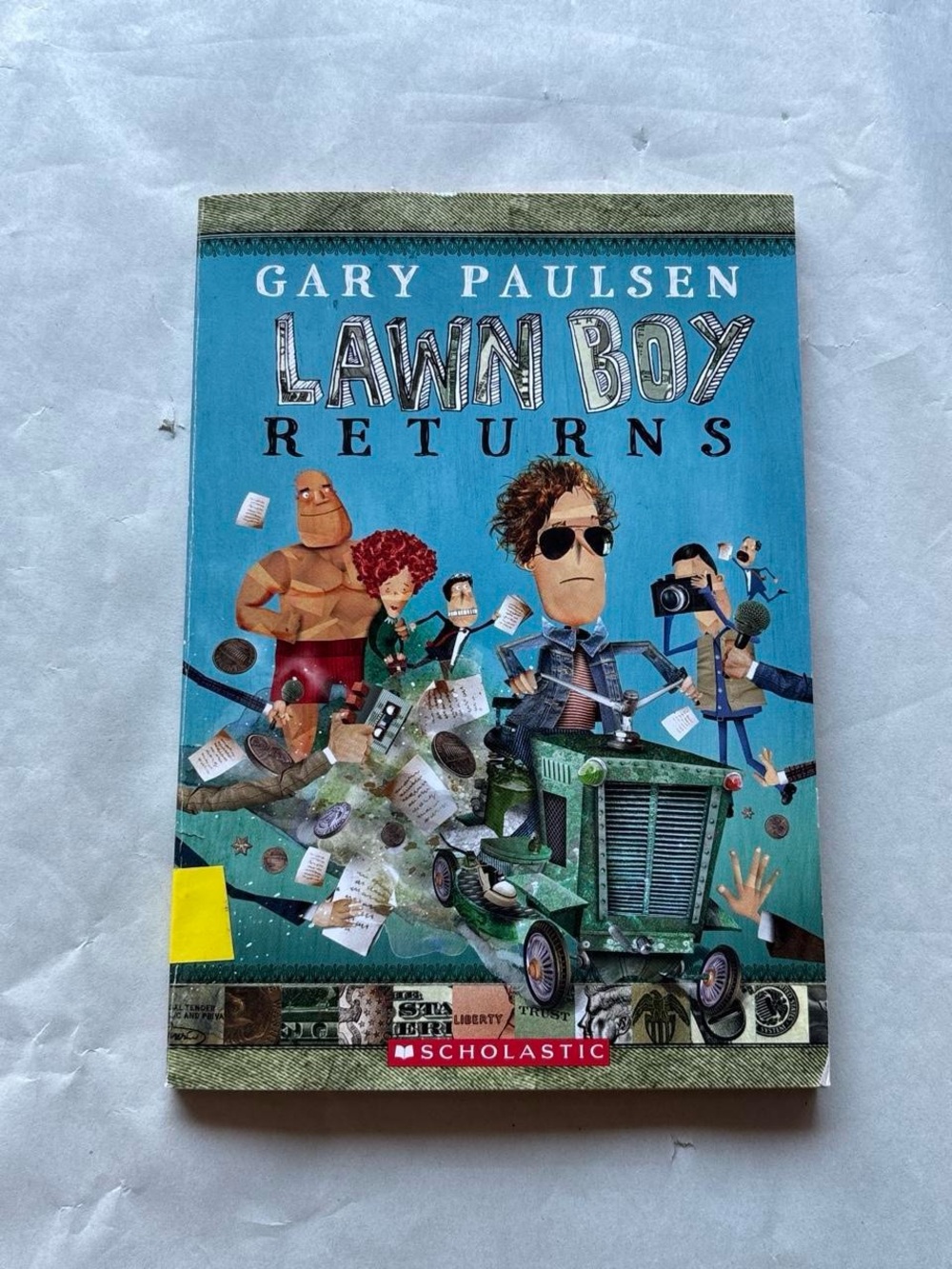 Lawn Boy Returns by Gary Paulsen